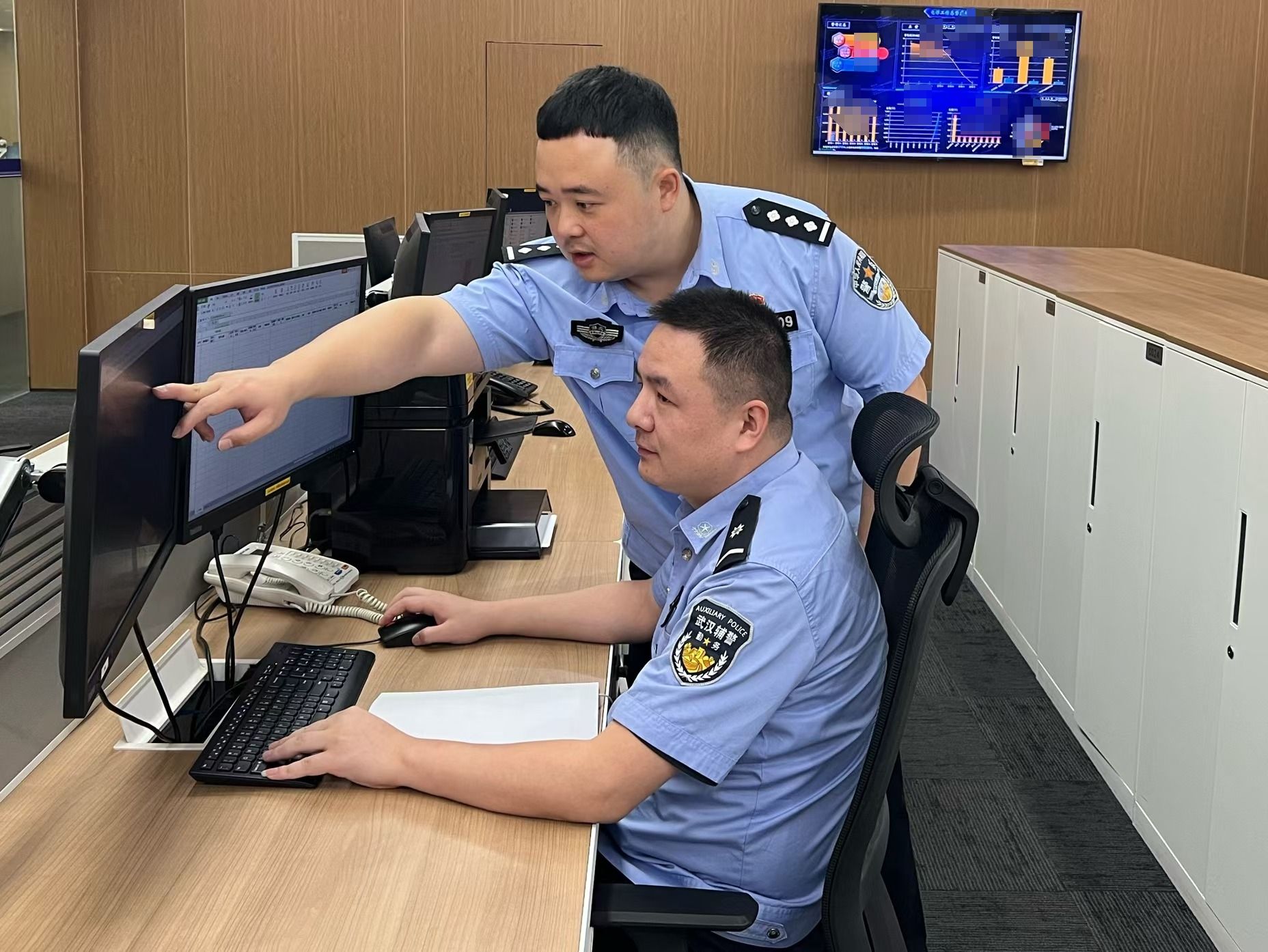 100万美元！在湖北，香港和深圳的警察成功停止了紧急联系的付款