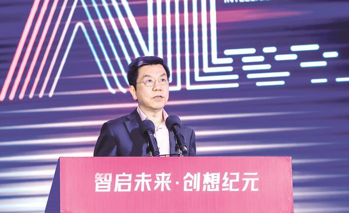 闻名AI专家李开复承受湖北日报独家专访 武汉是我国人工智能技术立异重要策源地