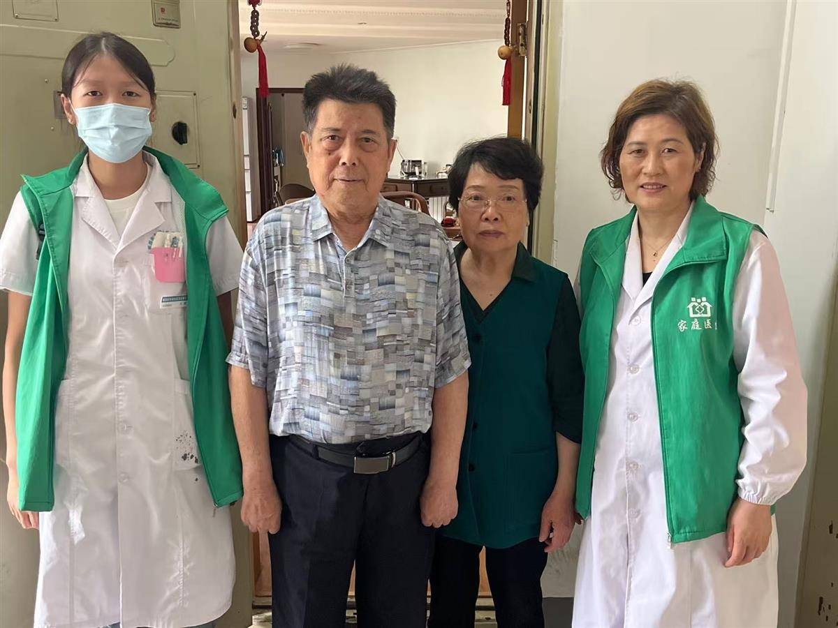 一次确诊牵出深藏功名英豪 两团队接力治好“两弹一星”老兵