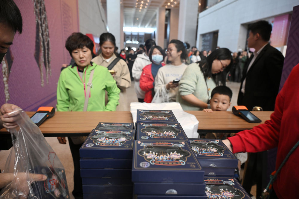 文明新调查·文明赋能经济社会发展系列谈｜传统文明引领“新国潮”