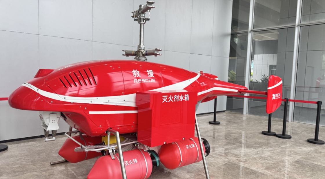 充满活力的中国研究之旅·广东站在无人