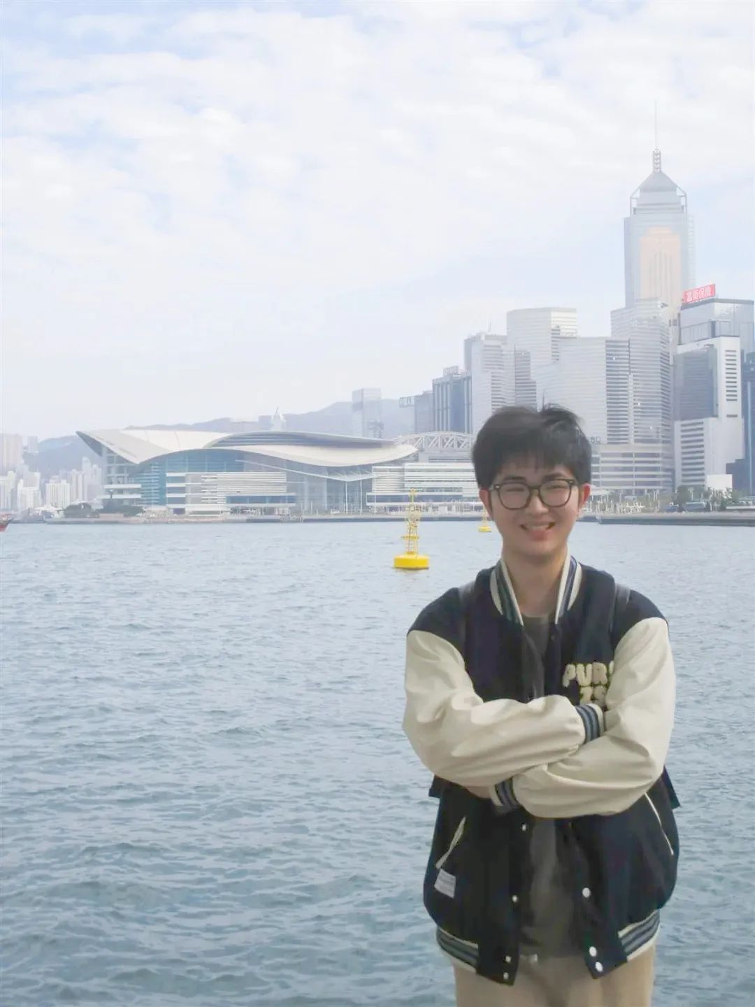 他在大学入学考试英语（Yu Ziyang）中获得35分，对