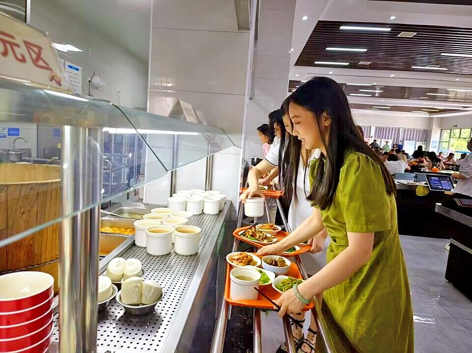 儿童包装只有9元，有些餐馆可以获得20％，将赤