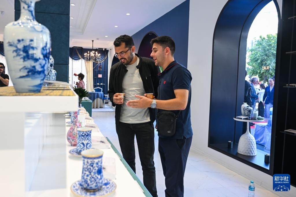 Jingdezhen Ceramics的官方旗舰店在伊斯坦布尔推出