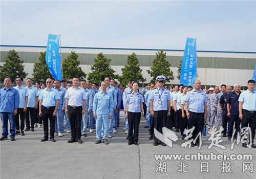 政企联动！拧紧出产“安全阀”
