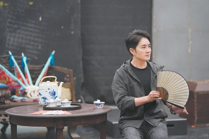 余少群、程莉莎回归 雪中红衣起舞经典重现 《风雪夜归人》再登国家大剧院舞台