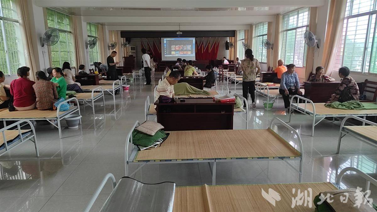 这3天下了全省年均梅雨总量的一半  湖北筑牢防地应对“暴力梅”首轮冲击
