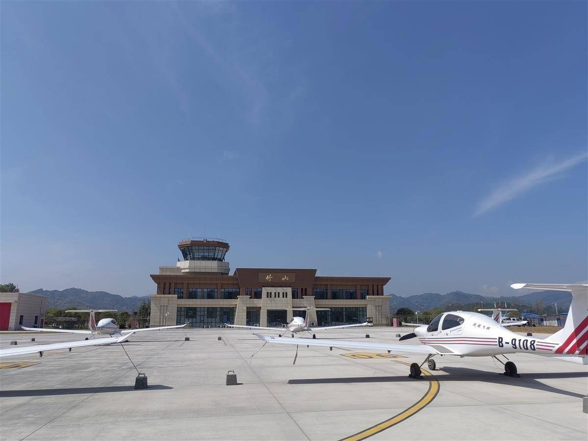 山区县城竹山怎么建成低空经济高地