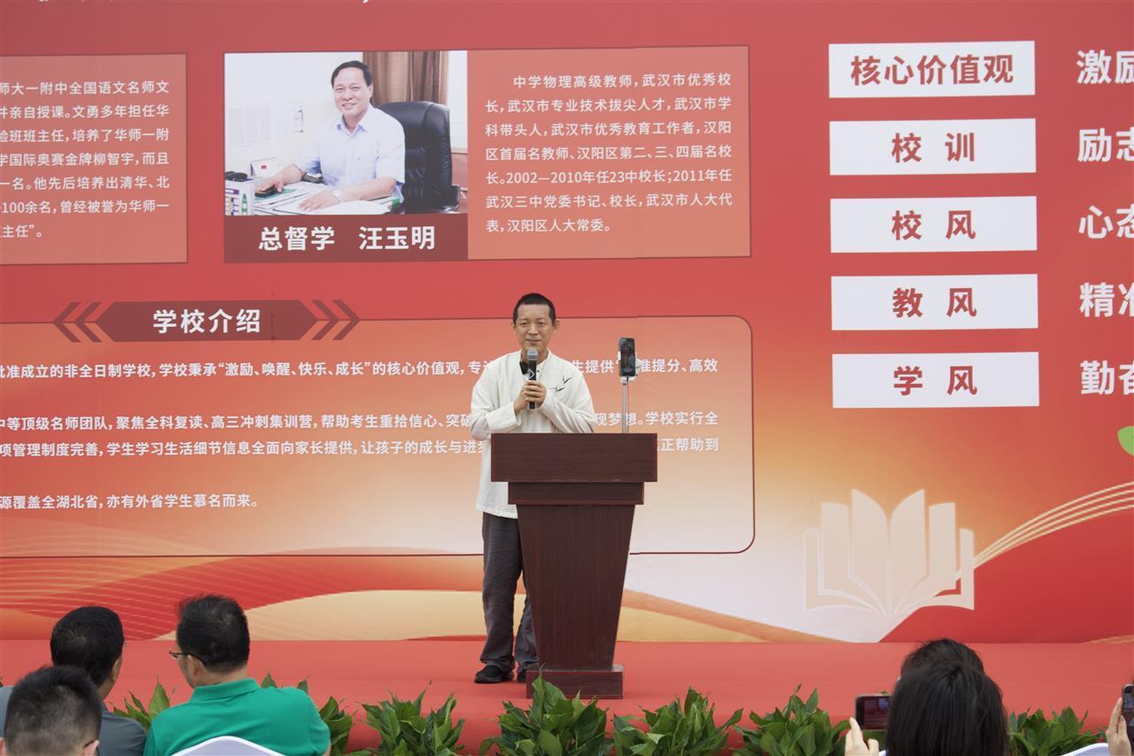 北京大学数学天才自我报告：从一个无情的男孩
