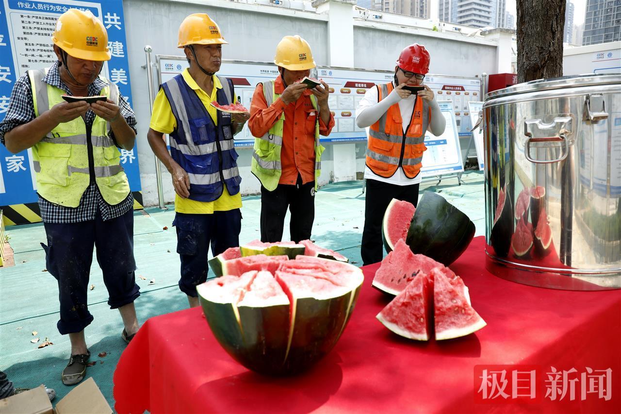 武汉地铁11号线四期首个区间隧道贯通长约1公里(图2)