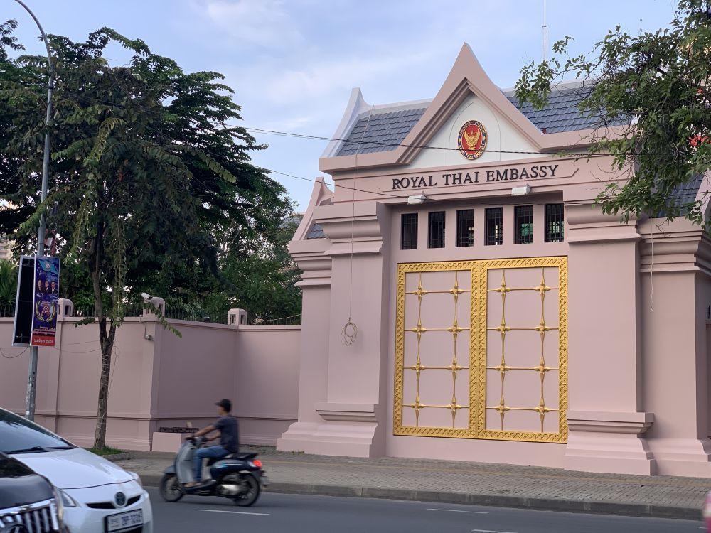 泰国在边境冲突中有100多名受害者，以派遣战斗