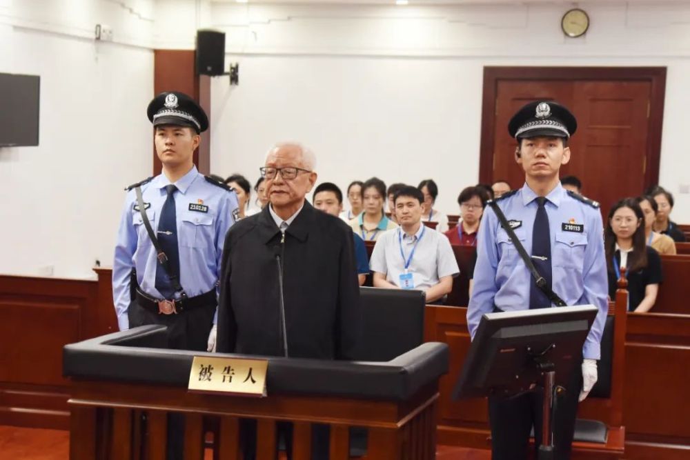 该判决的第一个例子是在内蒙古自治区人民代表