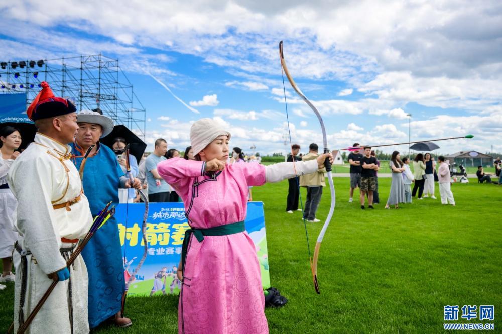 呼和浩特：城市那达慕燃动夏天热情