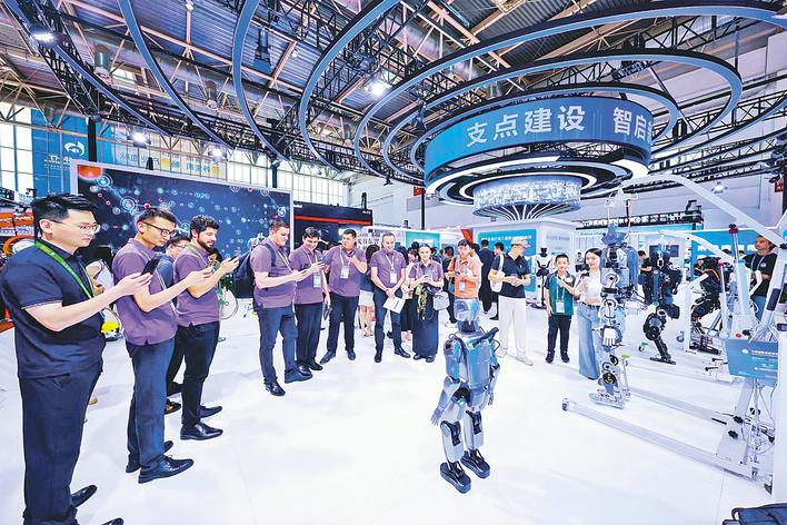 应对杂乱变局 奋力挑起大梁 上半年湖北GDP同比增加6.2%