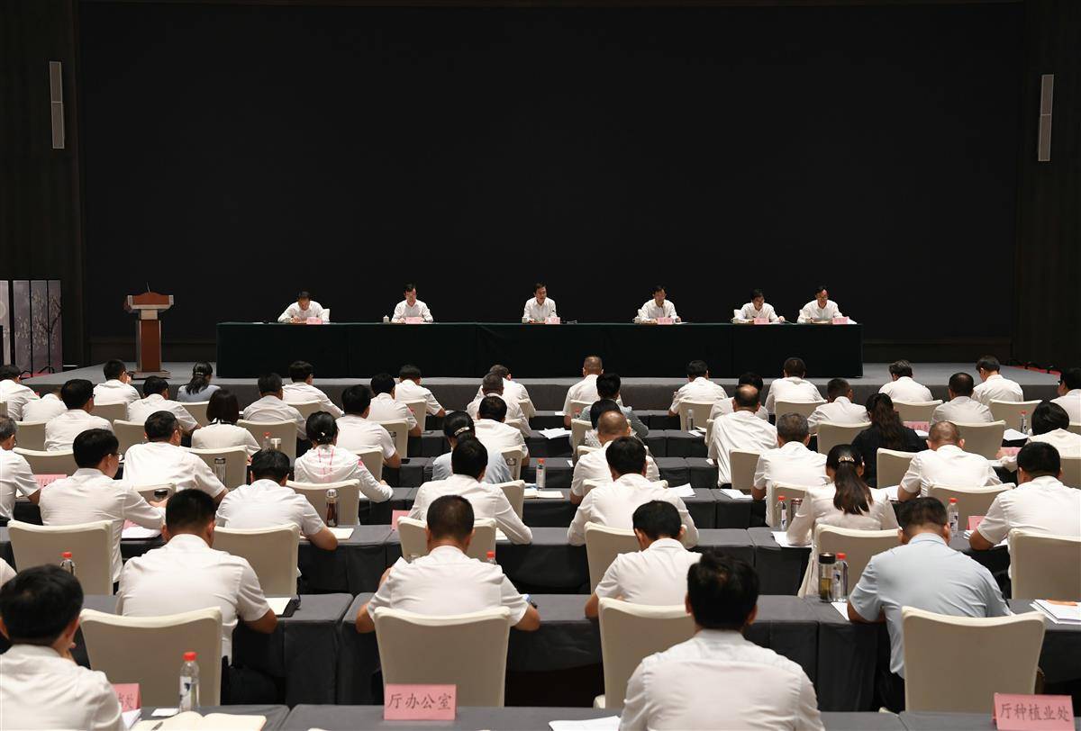 我们的省创建了10个省份的公共品牌农产品，允许