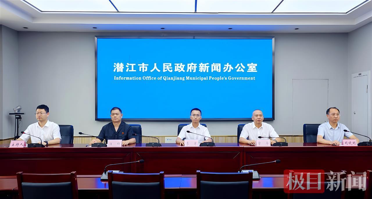 潜江市商场监管部门：容纳审慎监管，上半年免予行政处罚案96件