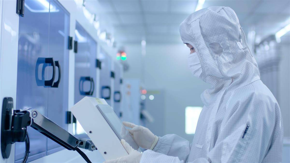 科学和技术主管专注于提高行政质量，访问1,32