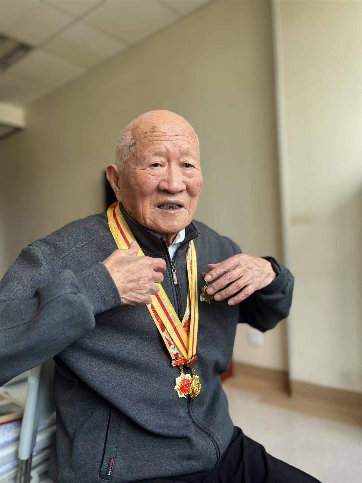为什么这位日本战争的退伍军人长达100年？听它