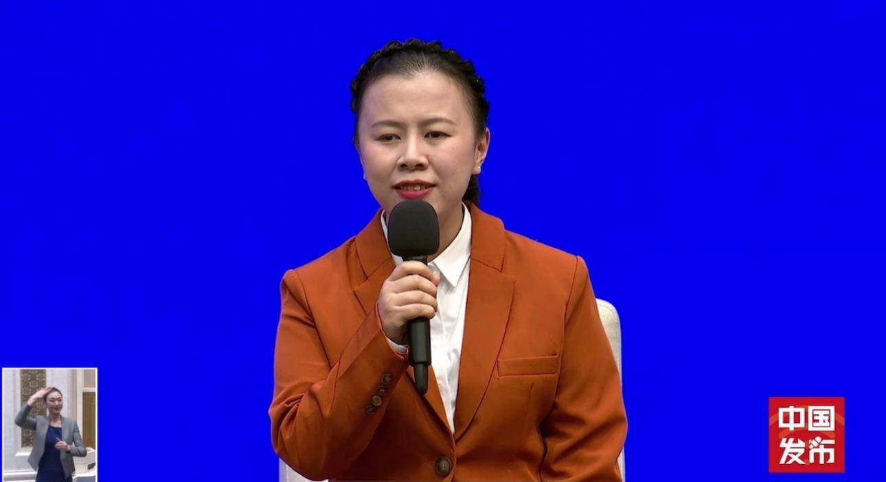 “我目睹了政党和国家的承诺，'将没有任何东西