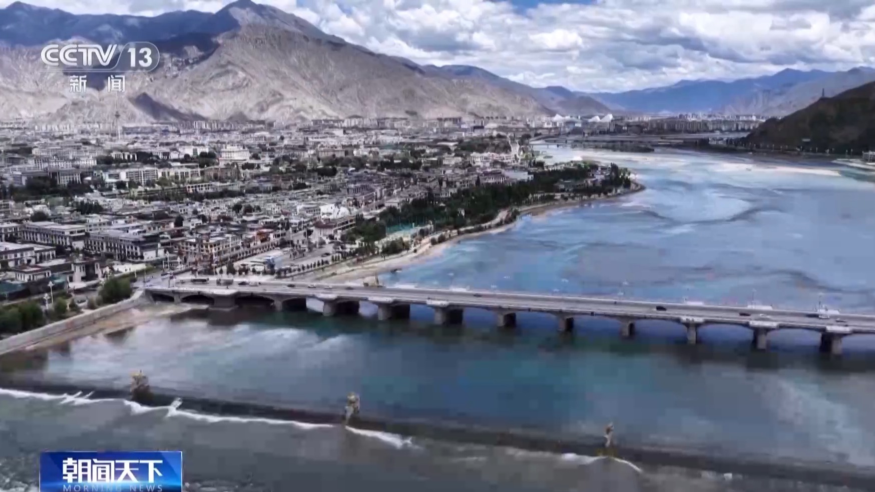 60年的光荣吸引人 - 新西藏丨湿wet和绿色山，可欣