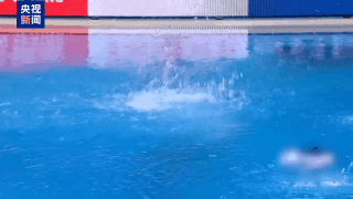 豪华的对齐攻击！中国的潜水队在比赛的第一天