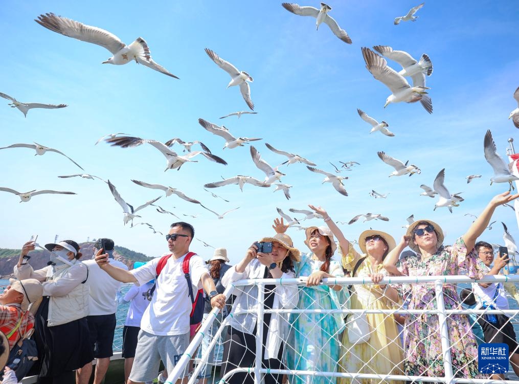 夏季旅行很热