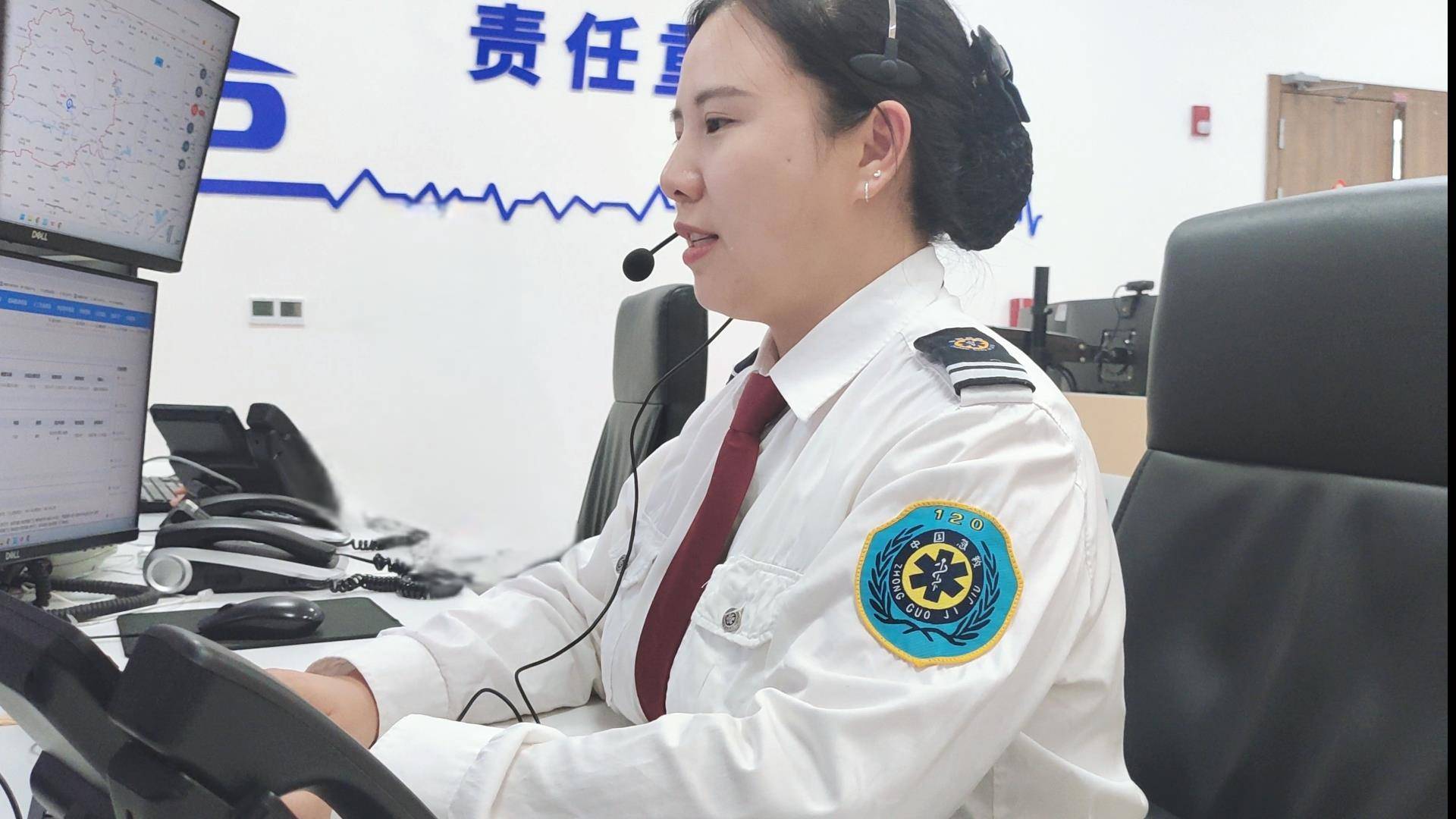 宜昌一男人触电心脏骤停 120隔空辅导赢得黄金救命时刻