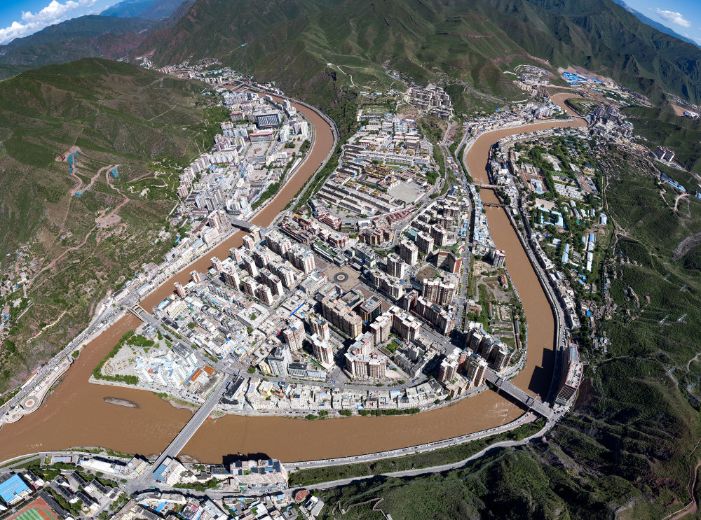 解码文化置信度的城市样本｜和谐与共生 - 解码