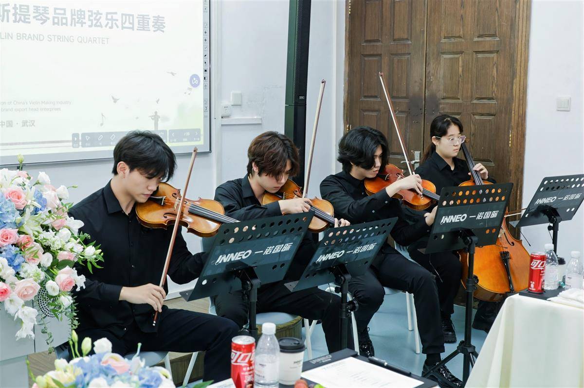 九游娱乐文化：中国提琴产量占全球超一半大师来汉品鉴提琴制作技