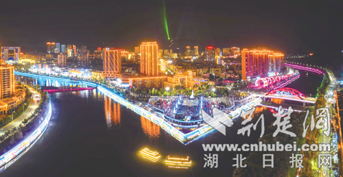 Xiyang市Yunksi County在Qixi和“ Heat”文化旅游节上有“手”