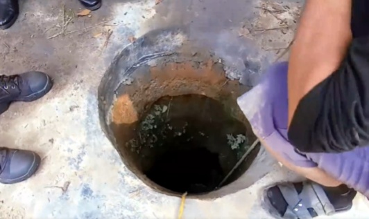 老年人被困在呼吸困难的红薯中。对于有限的空