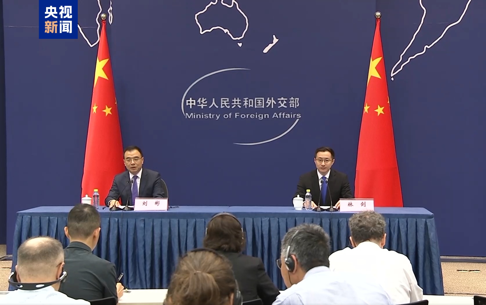 外交部：峰会是SCO成立以来最大的。