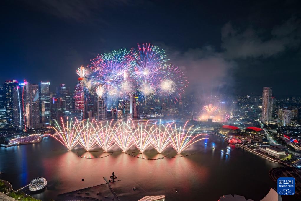 新加坡正在庆祝国庆节庆祝活动