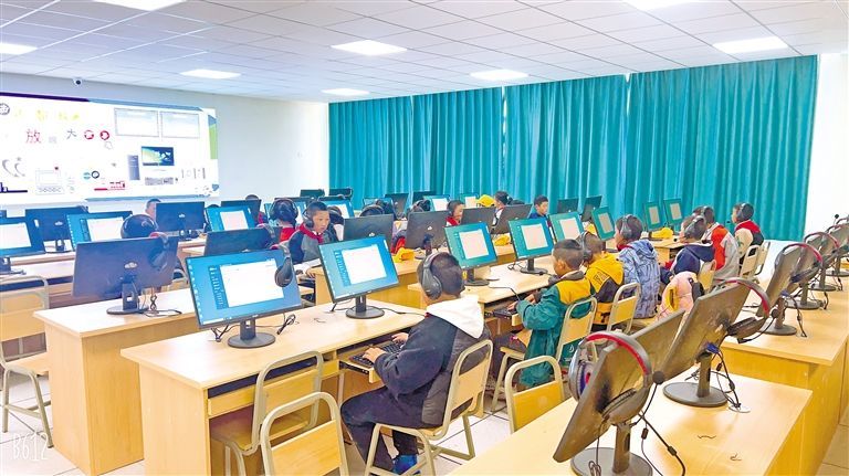 60年的变化隐藏在儿童教室中