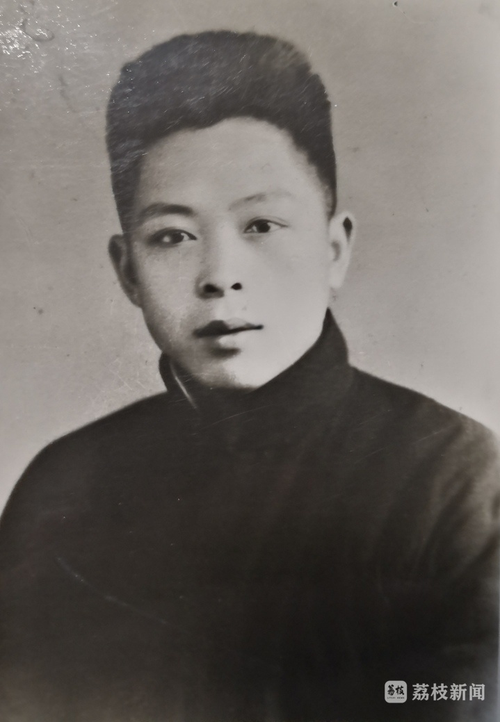 抵抗战争的令牌 - 时间和空间之间的对话| “传统