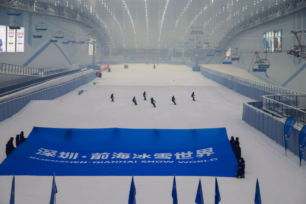 广东港口的冰发展和雪运动大湾地区增加了另一