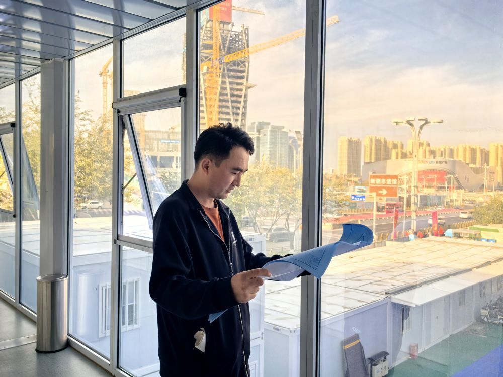 新江外新青年|草原城市“梦构建者”