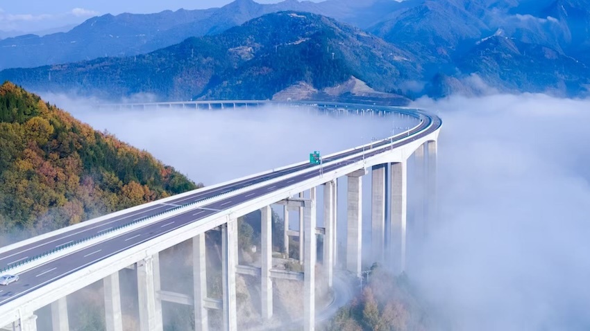 四川“ Cloud Expressway” +1！ Jiumian Expressway今天开