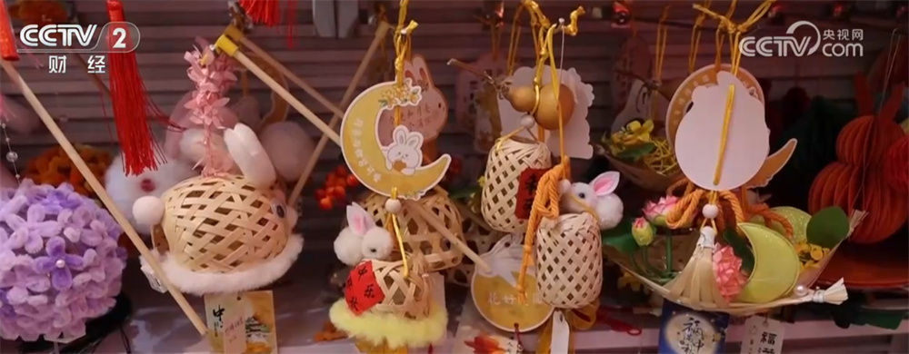 “花灯+非遗”“邮轮+京剧”……节日消费掀热潮 传统文化以年轻化姿态 “圈粉”(图5)