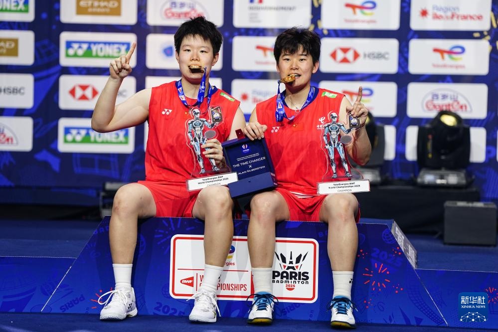 Bdmintonھ/ûӮŮ˫ھ