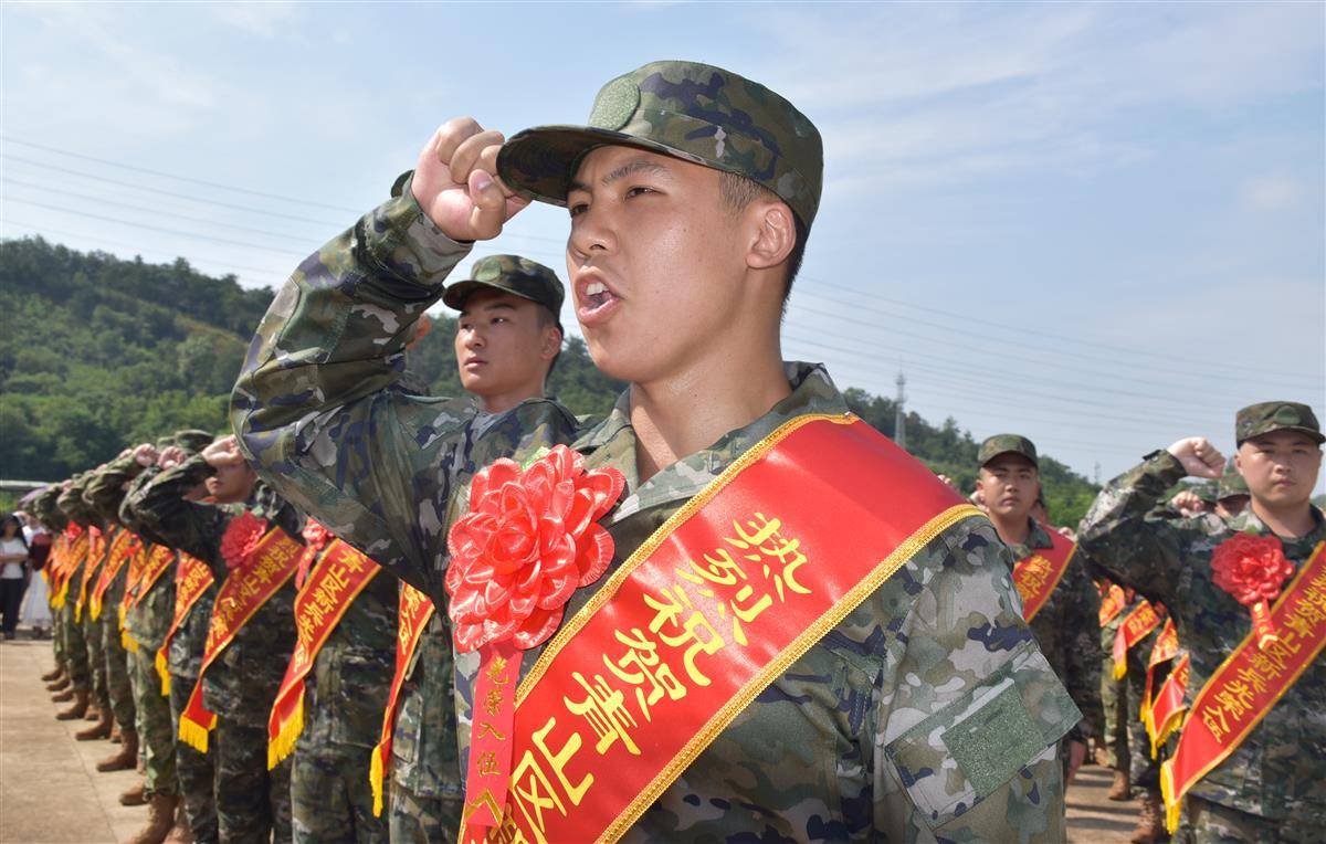 以保护国家的野心驱逐军事营地