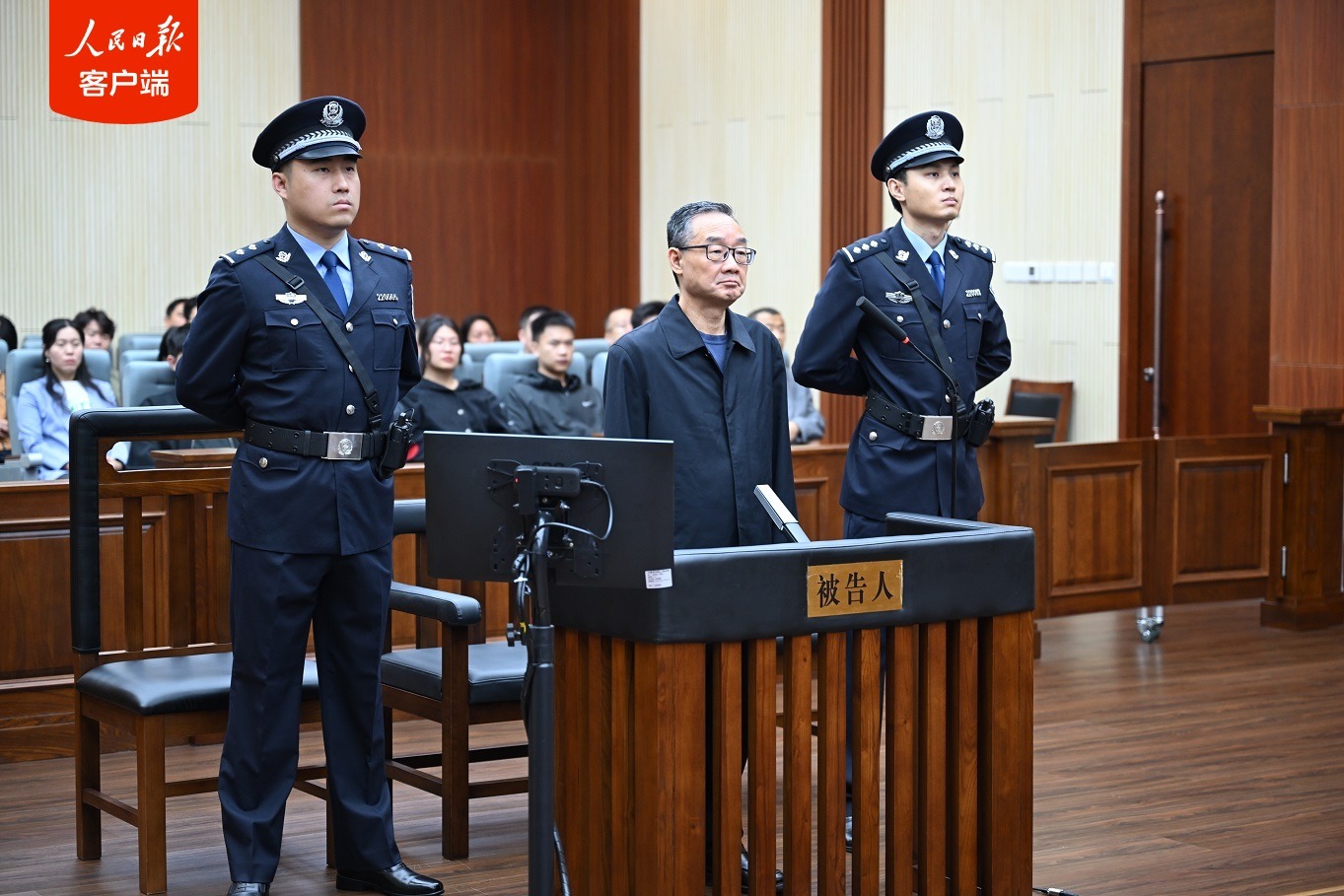 唐·伦吉安（Tang Renjian）首
