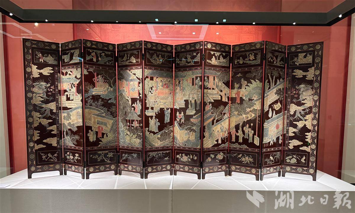 湖北省博物馆组织了一个特殊的缺乏软件艺术展