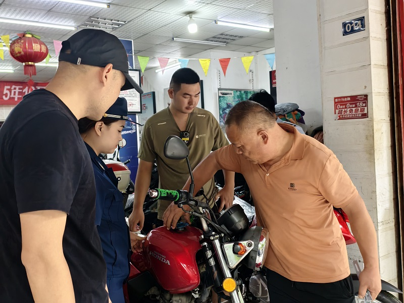 Xianning Fire Protection与多个部门加入部队，在摩托