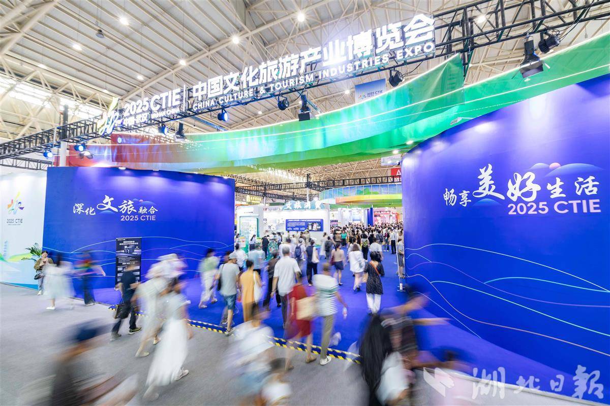 “技术 +文化”重新定义了诗歌和遥远的地方。