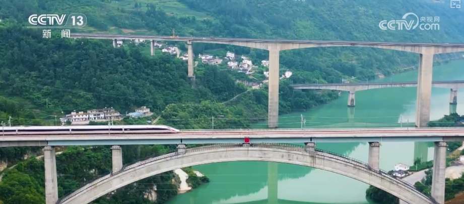 娱乐，方便，明智，精致...多元化的服务确保人