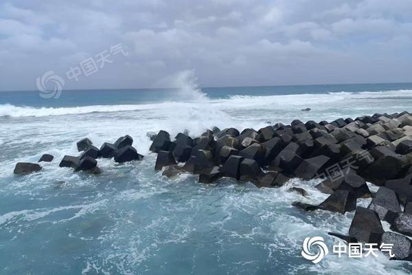 台风“ Boroi”在中国南部附近，并进入了影响的