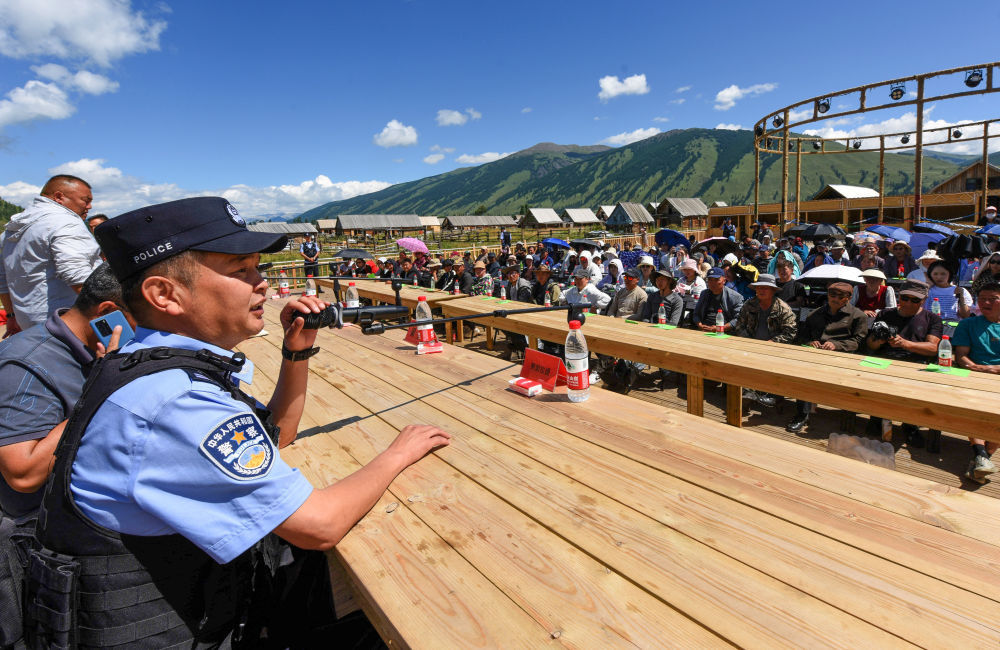 镜观·回响｜新时代大美新疆新图景(图1)