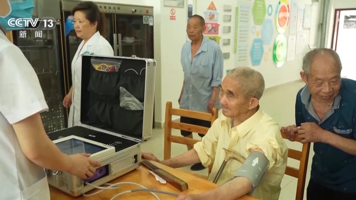 告别“大处方”“大检查” 医保按病种付费省时又省钱(图12)