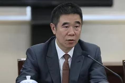 检察官向Chang Gen-Shen提出了检察官,涉及涉嫌贿赂